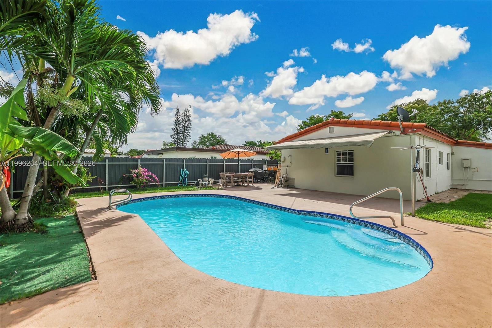 1263 NE 182nd St North Miami Beach, FL 33162