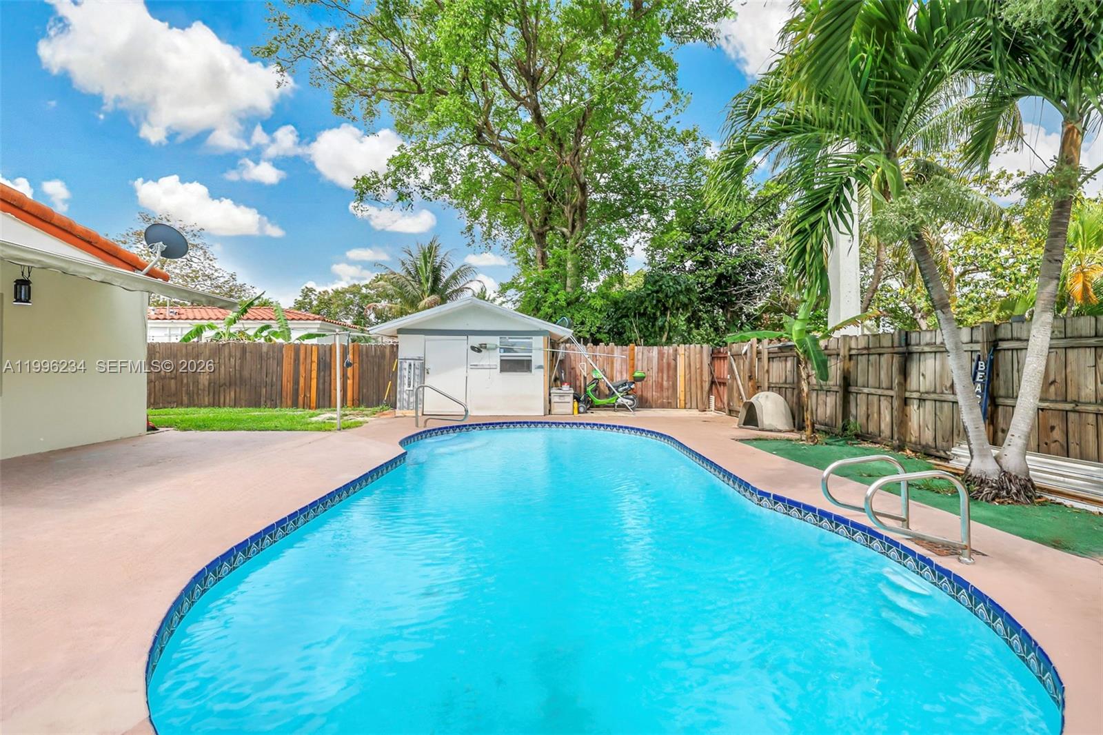 1263 NE 182nd St North Miami Beach, FL 33162