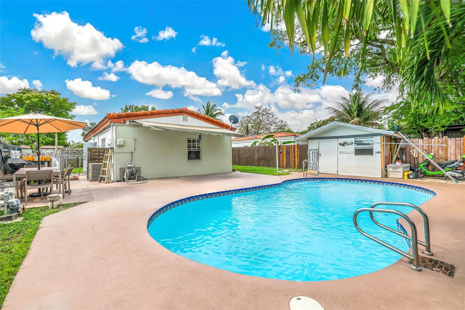 1263 NE 182nd St North Miami Beach, FL 33162