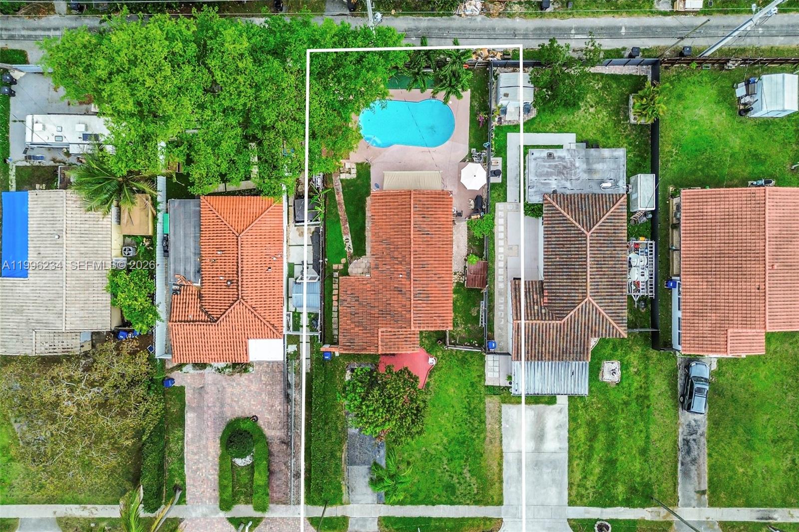 1263 NE 182nd St North Miami Beach, FL 33162