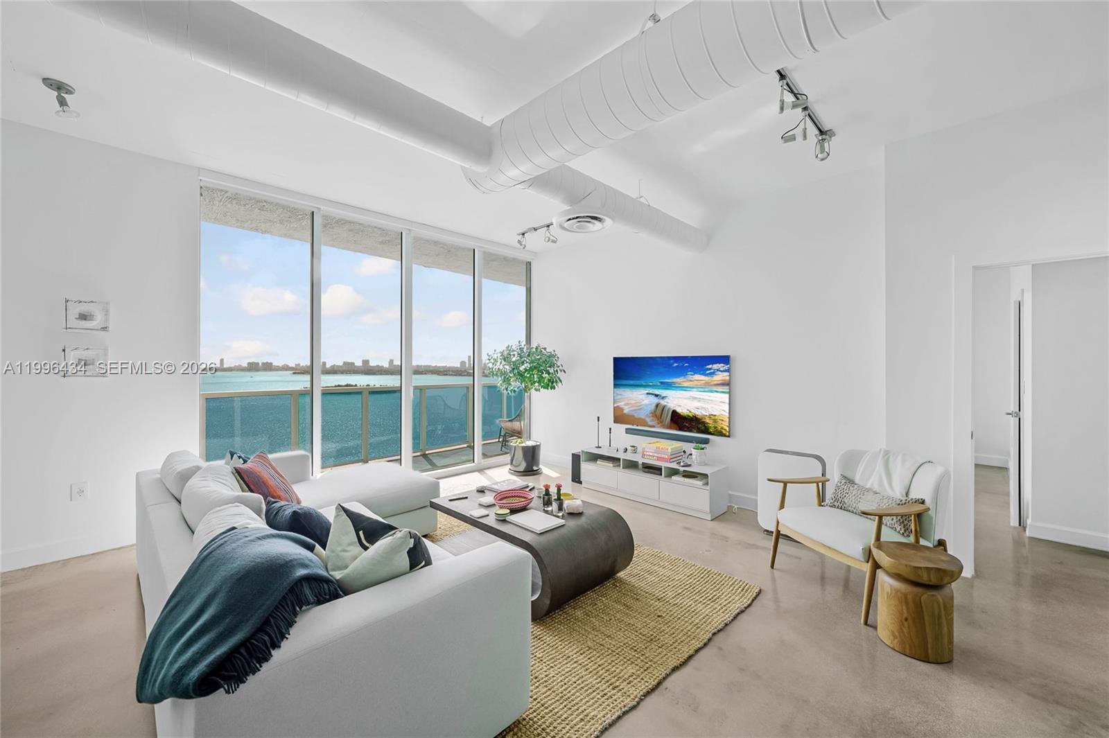 700 NE 25th St #1502