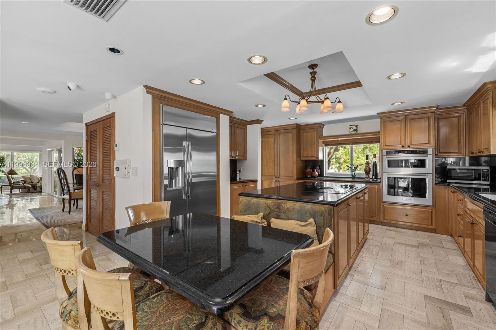 8450 SW 74th Ter Miami, FL 33143