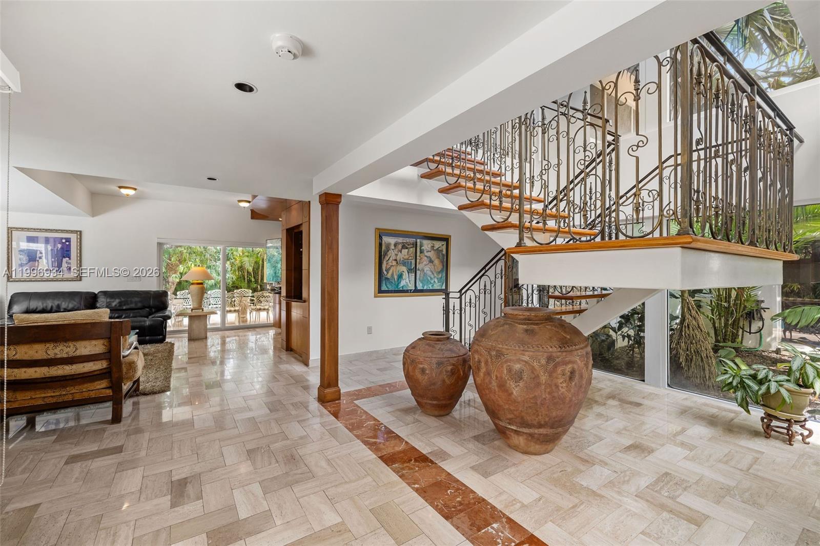 8450 SW 74th Ter Miami, FL 33143