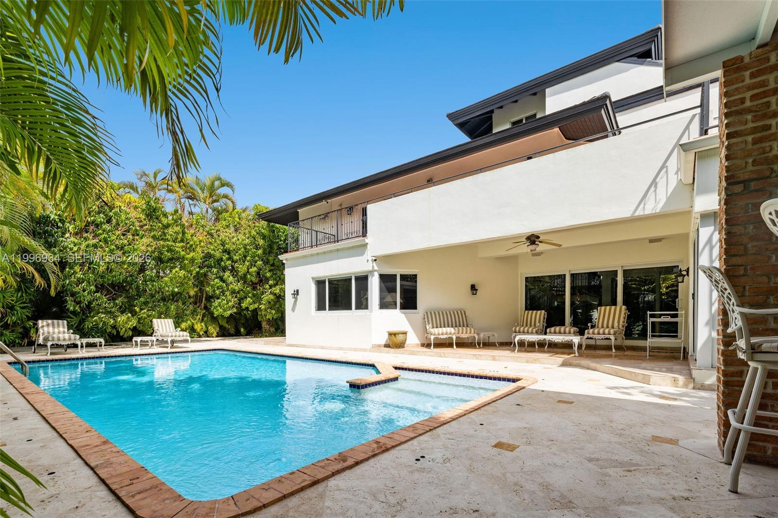 8450 SW 74th Ter Miami, FL 33143