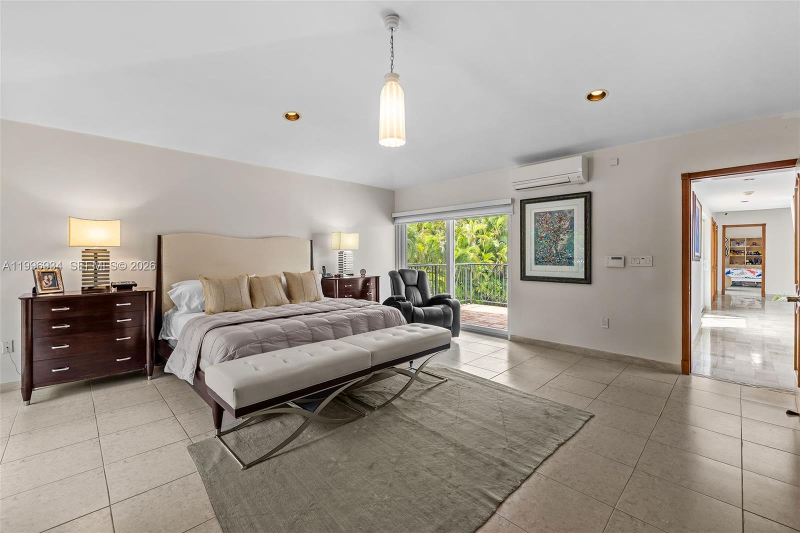 8450 SW 74th Ter Miami, FL 33143