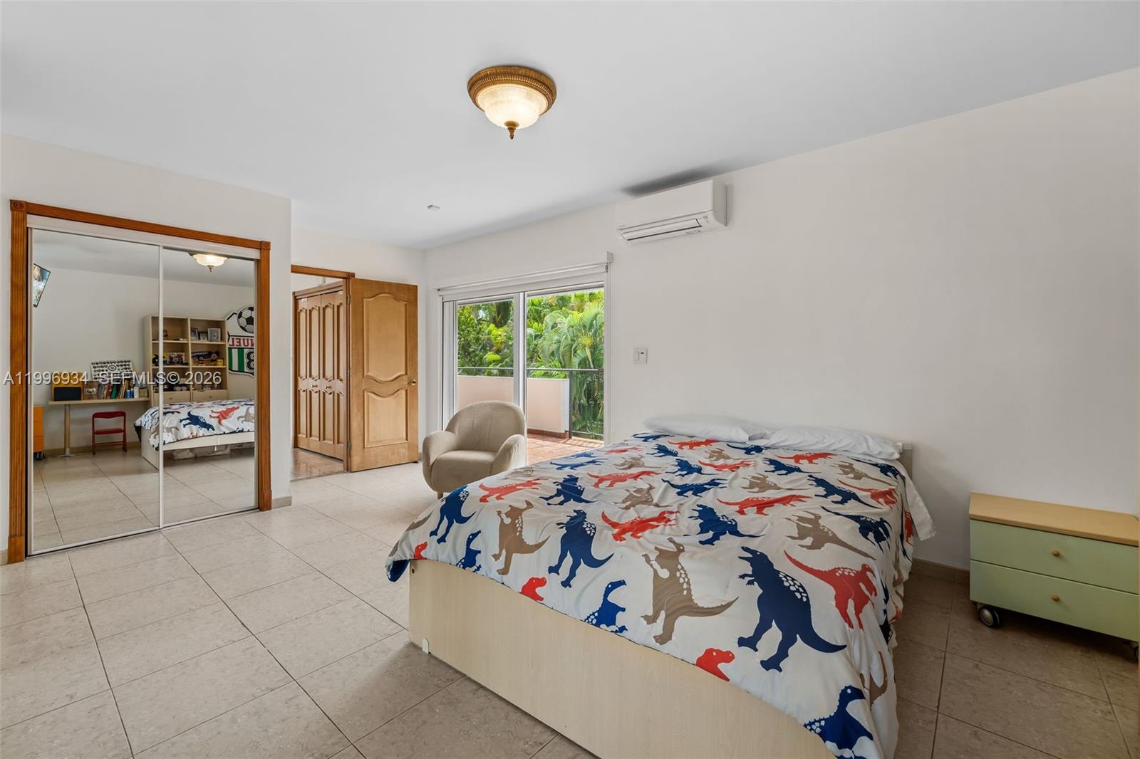 8450 SW 74th Ter Miami, FL 33143