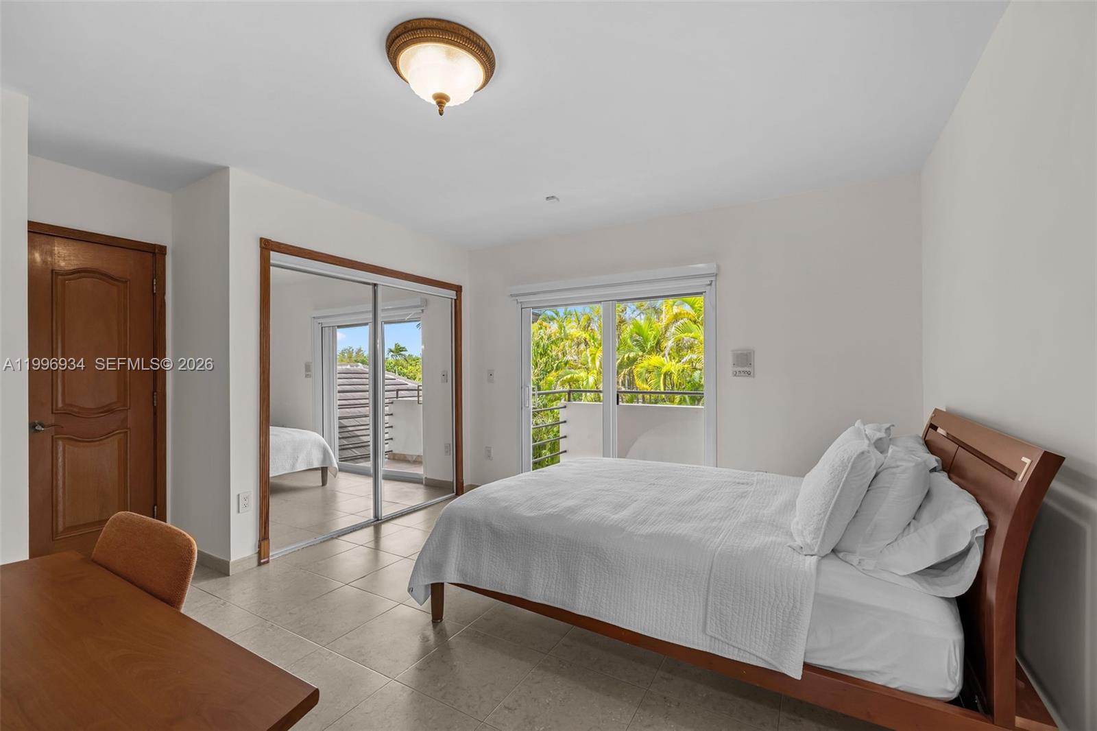 8450 SW 74th Ter Miami, FL 33143