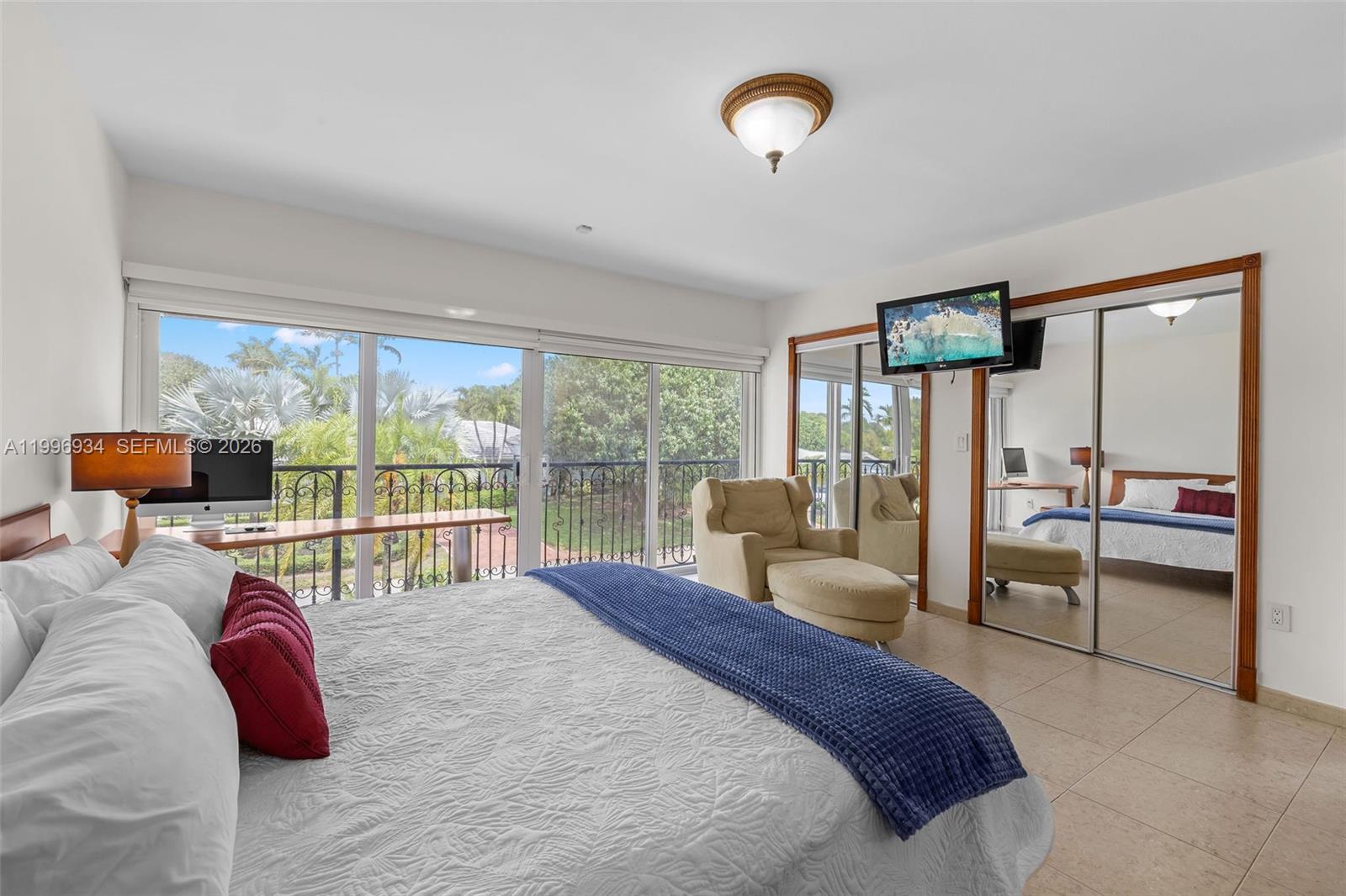 8450 SW 74th Ter Miami, FL 33143