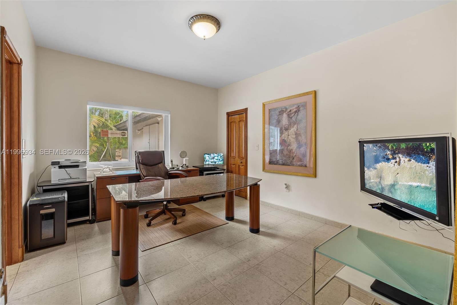 8450 SW 74th Ter Miami, FL 33143