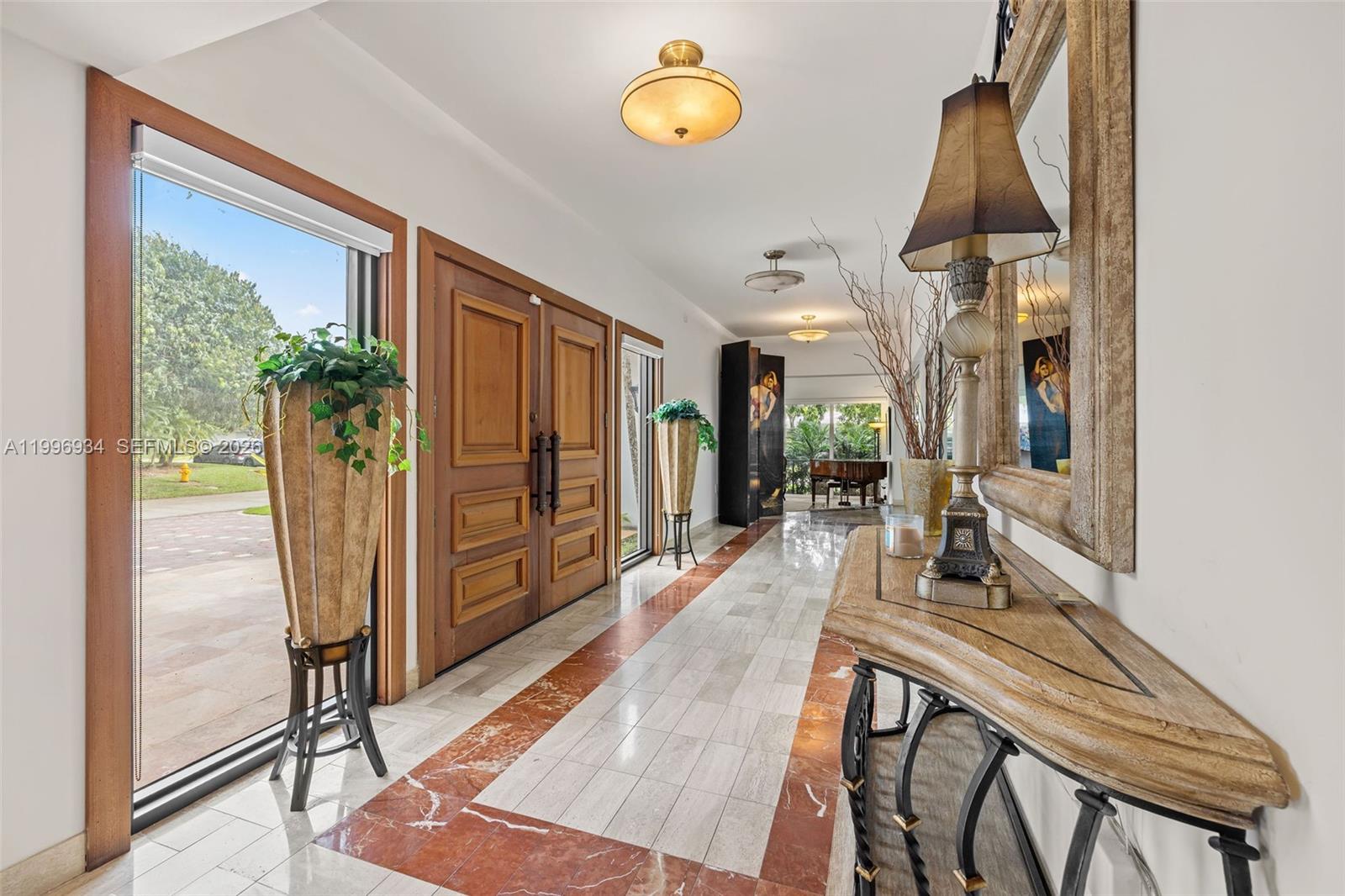 8450 SW 74th Ter Miami, FL 33143