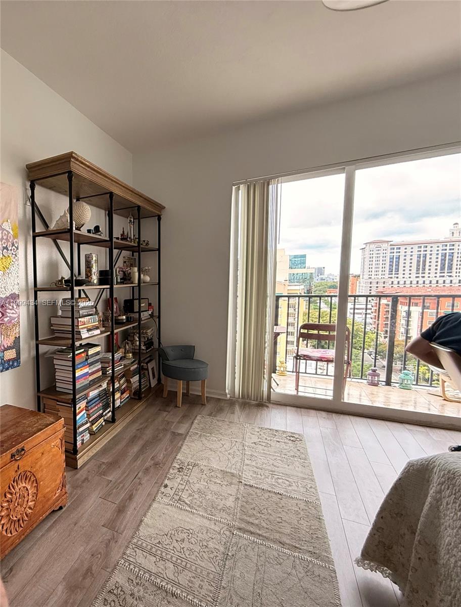 image Ten Aragon Condo5
