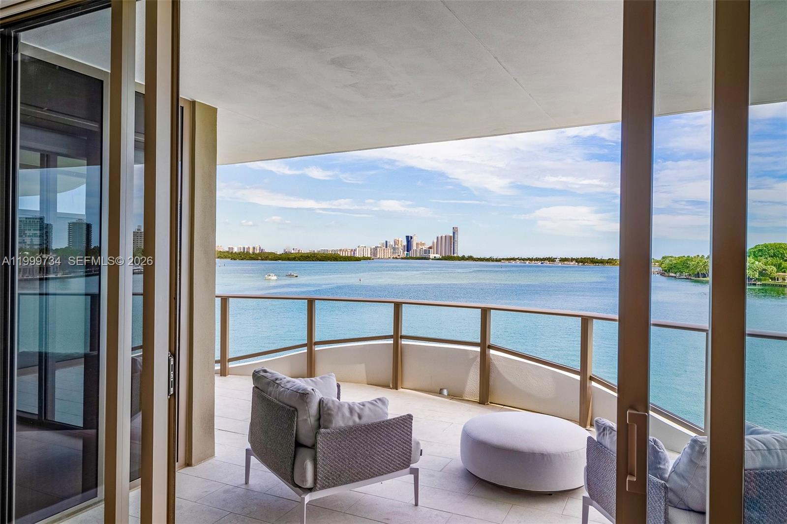 1135 103rd St #405 Bay Harbor Islands, FL 33154