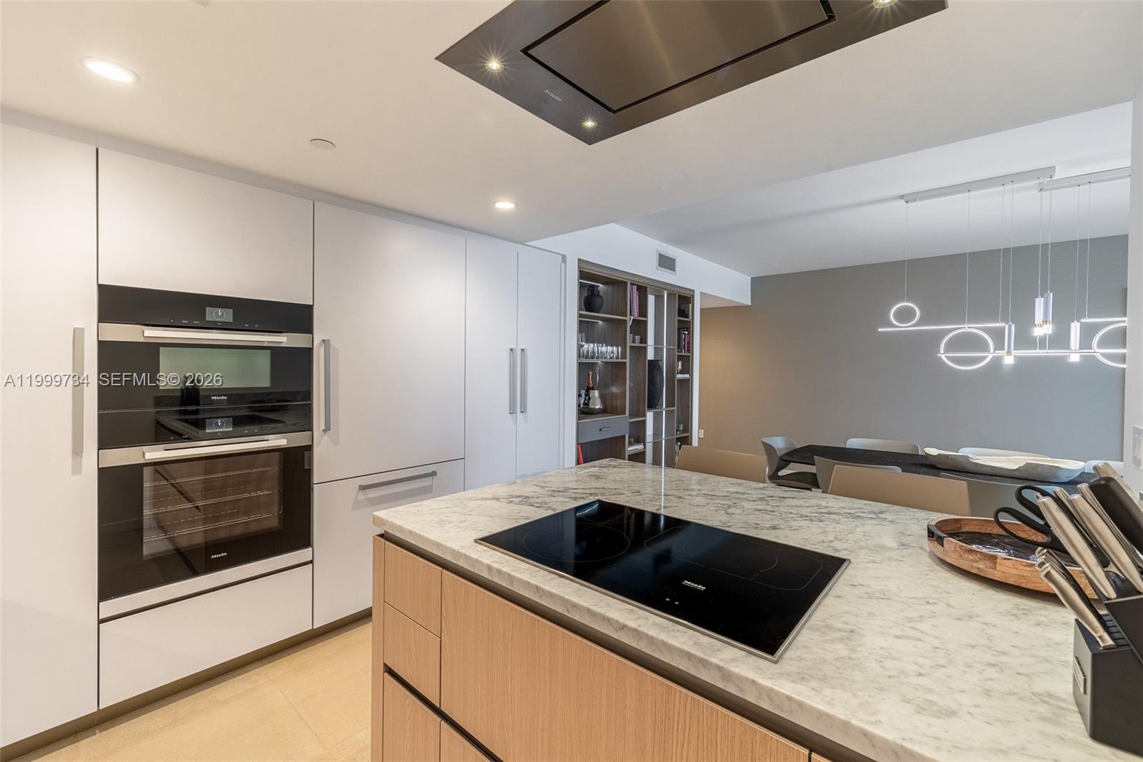 1135 103rd St #405 Bay Harbor Islands, FL 33154