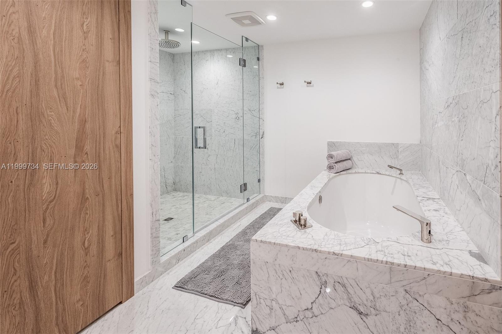 1135 103rd St #405 Bay Harbor Islands, FL 33154