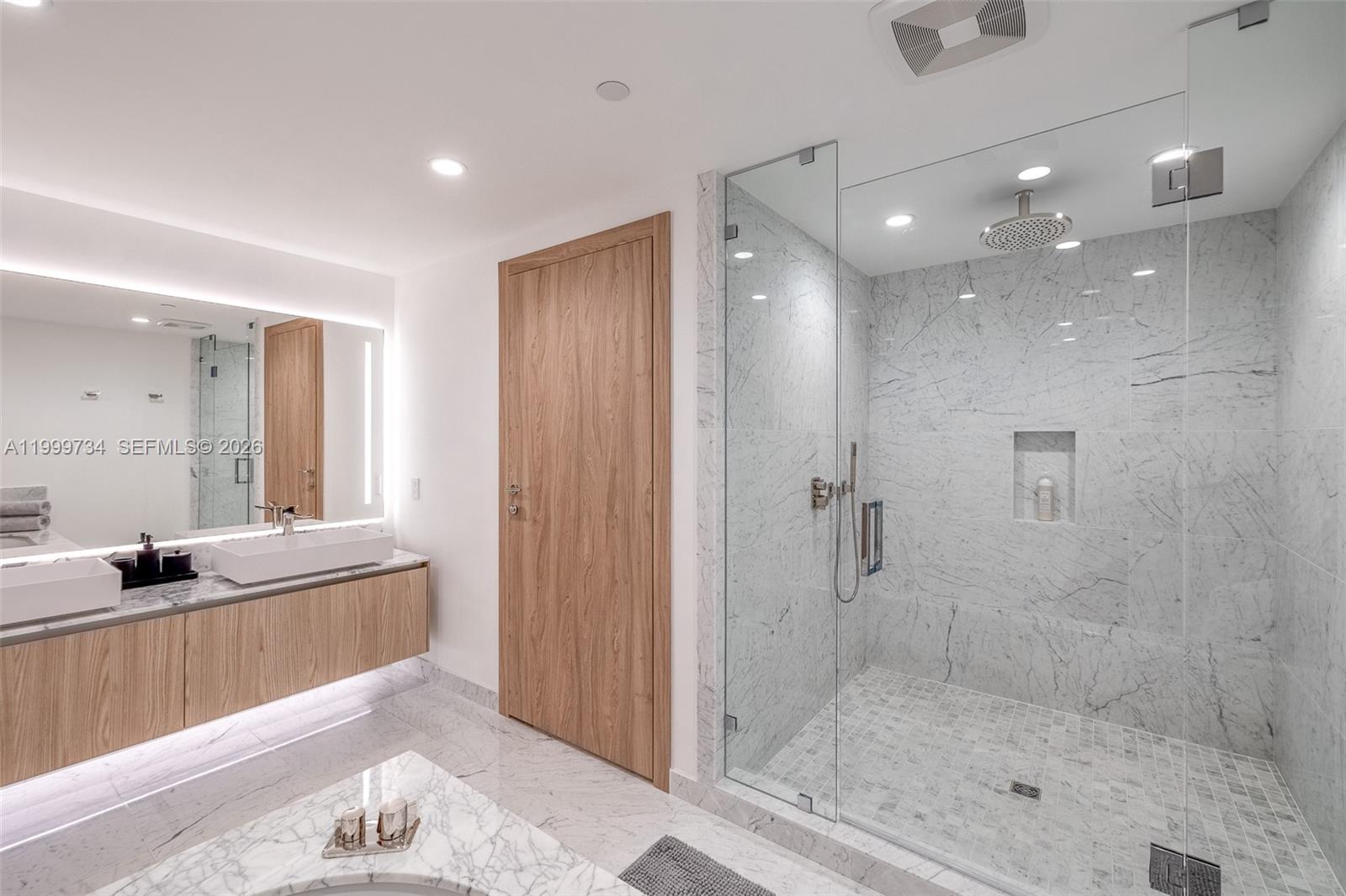 1135 103rd St #405 Bay Harbor Islands, FL 33154