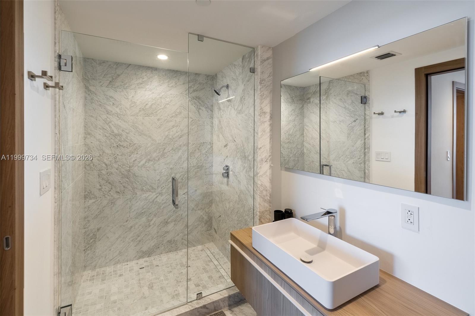 1135 103rd St #405 Bay Harbor Islands, FL 33154