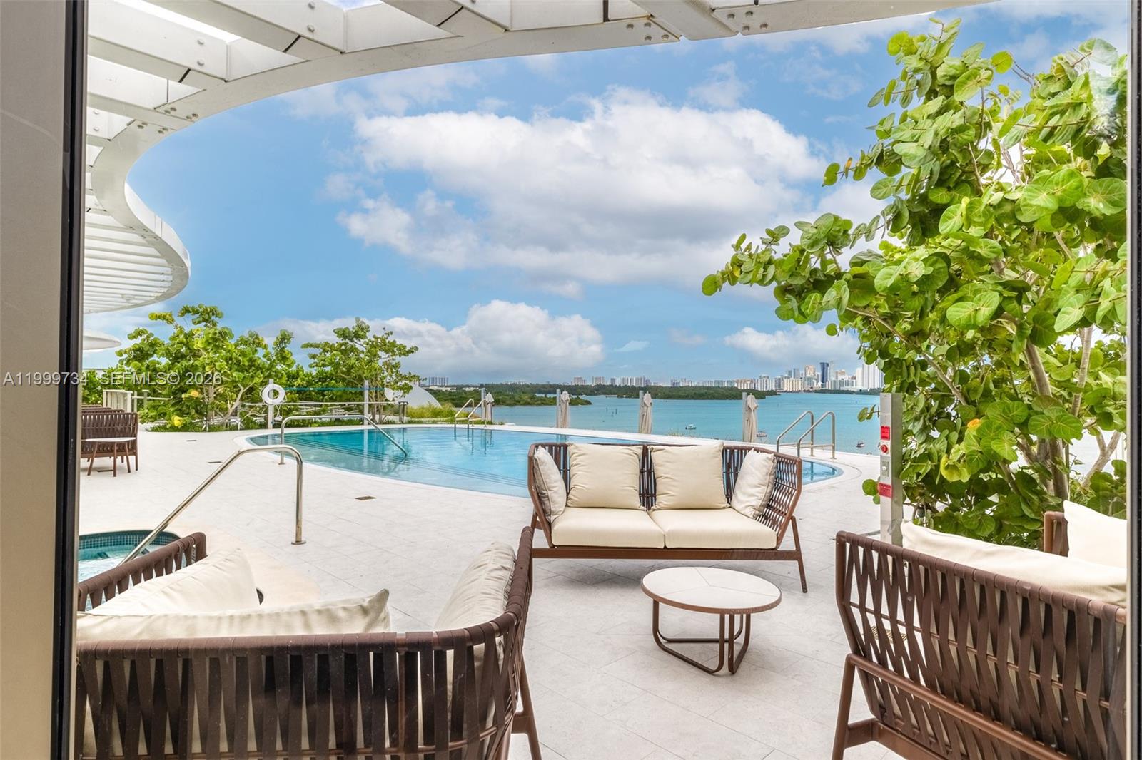 1135 103rd St #405 Bay Harbor Islands, FL 33154