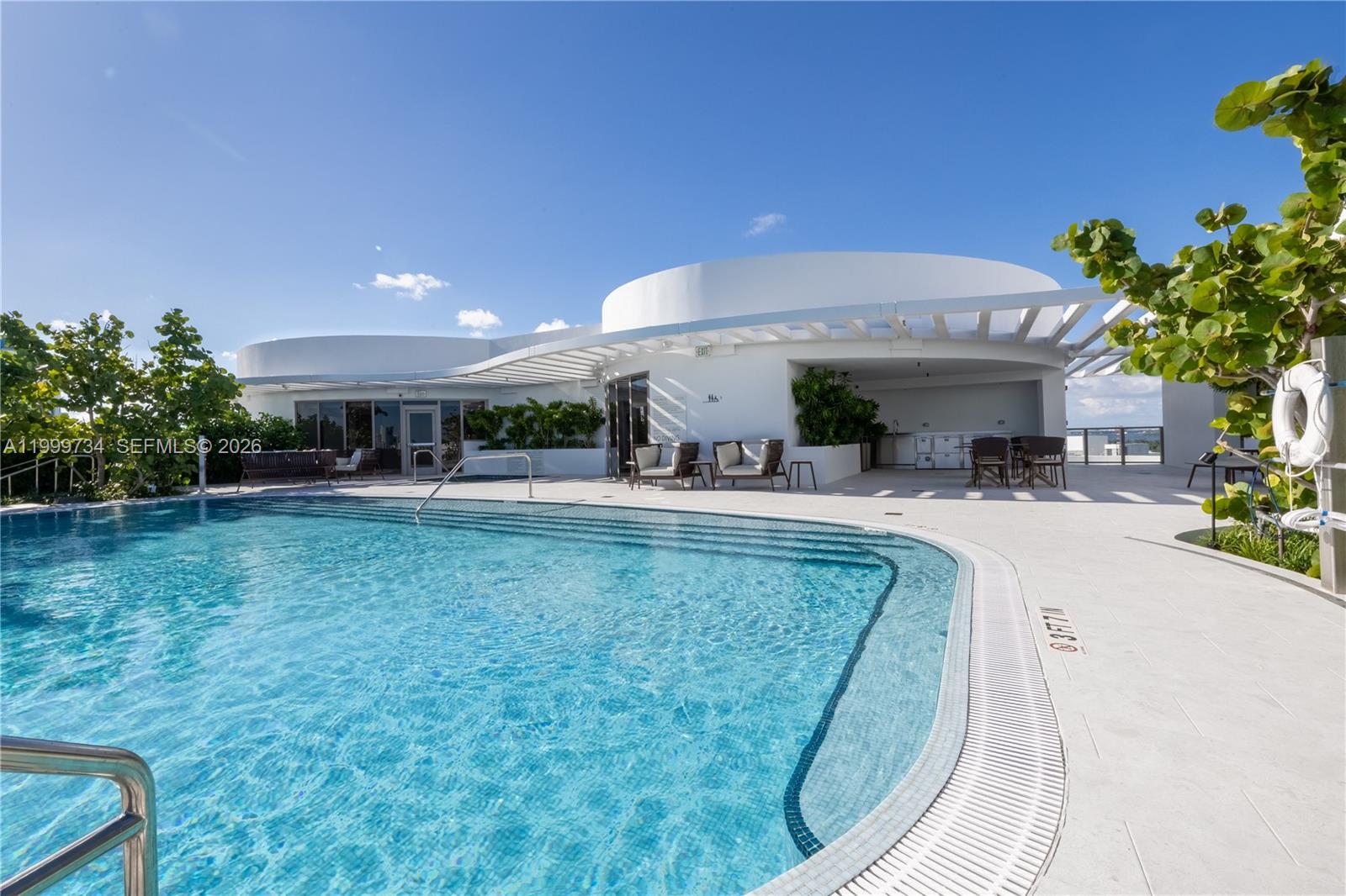 1135 103rd St #405 Bay Harbor Islands, FL 33154