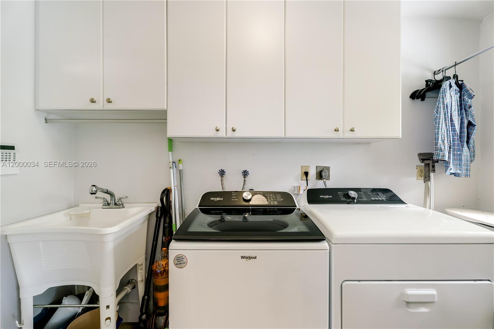 9511 SW 93rd St Miami, FL 33176