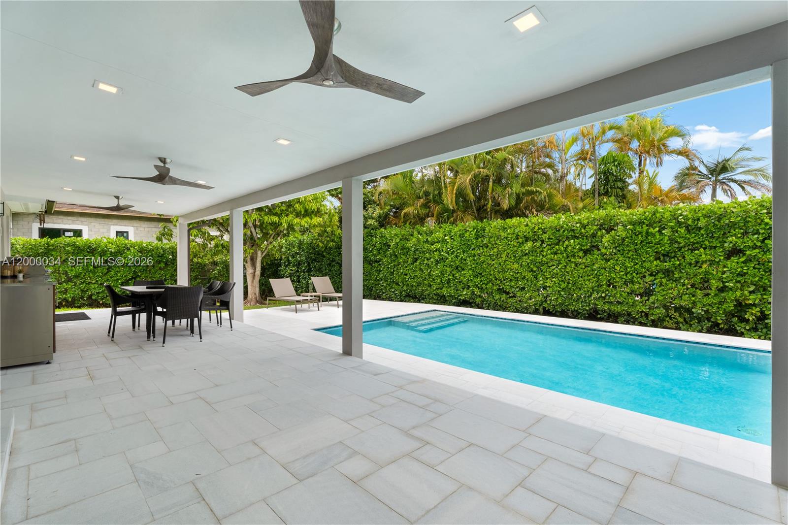 9511 SW 93rd St Miami, FL 33176