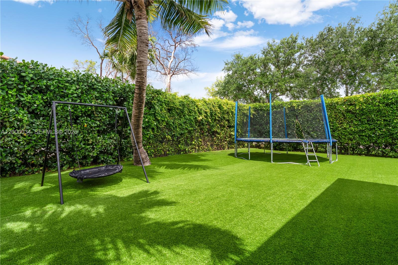 9511 SW 93rd St Miami, FL 33176