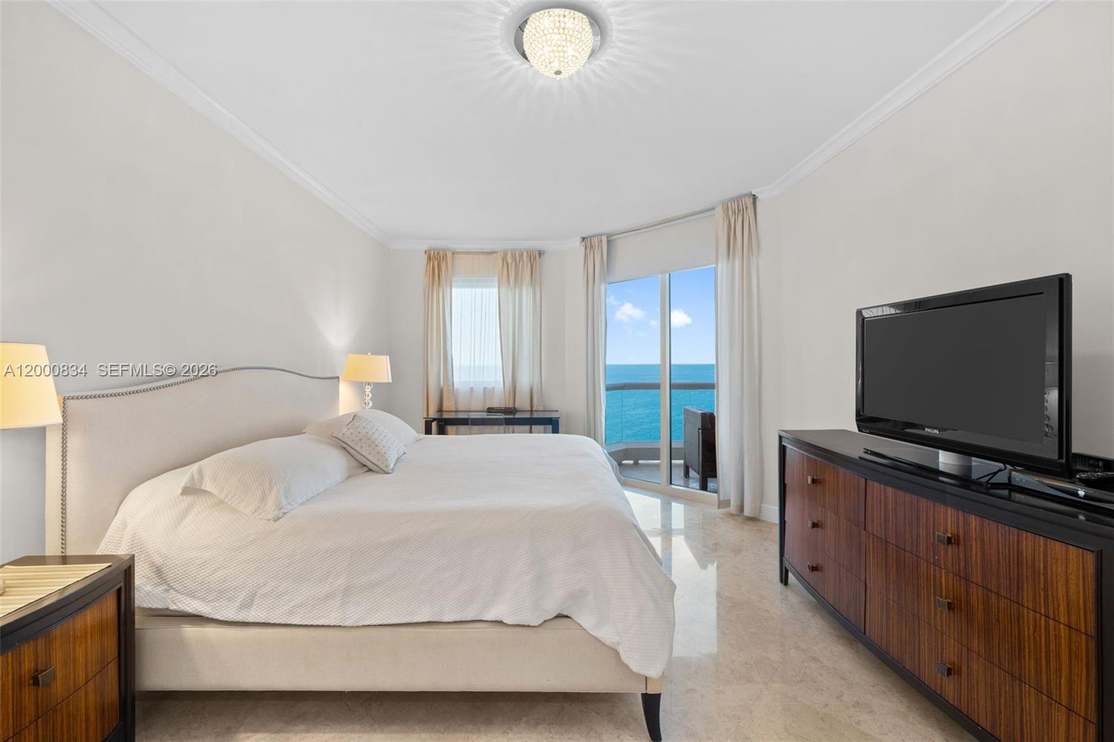 image Acqualina Residences19
