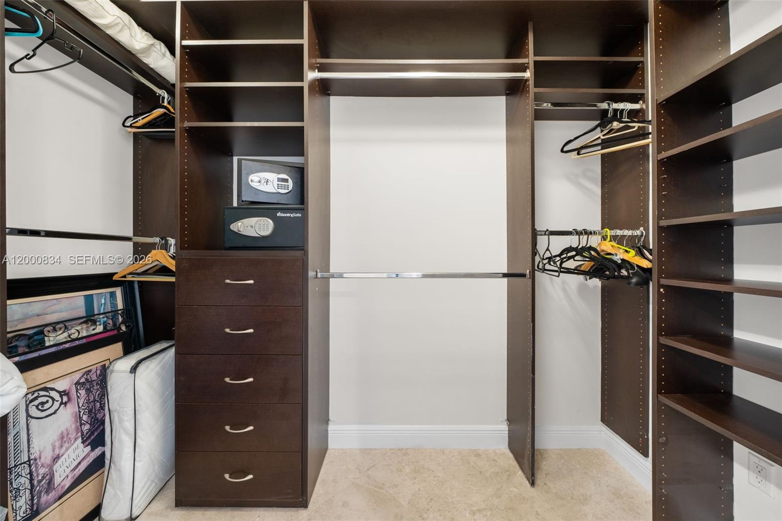 image Acqualina Residences26