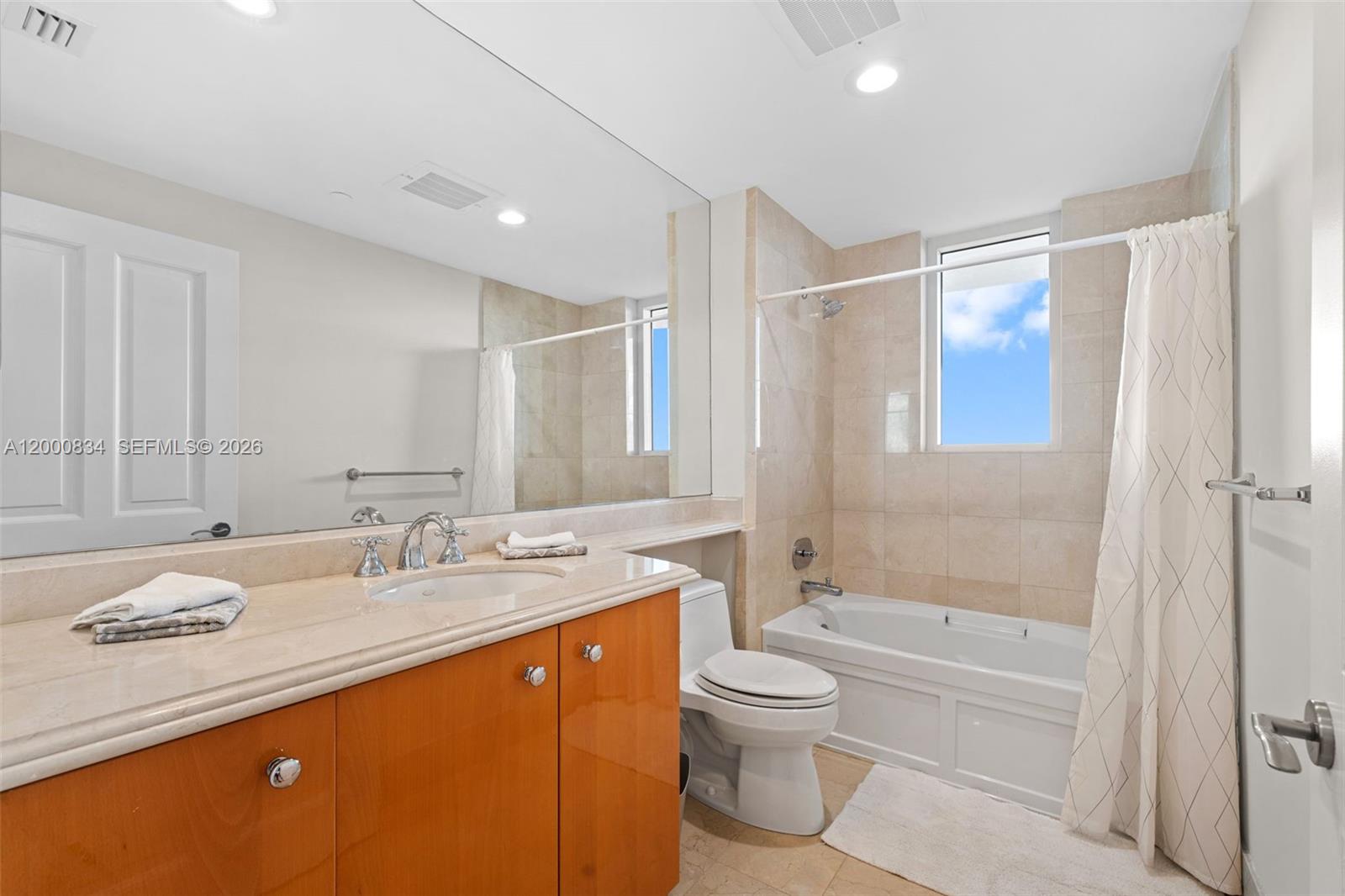 image Acqualina Residences30