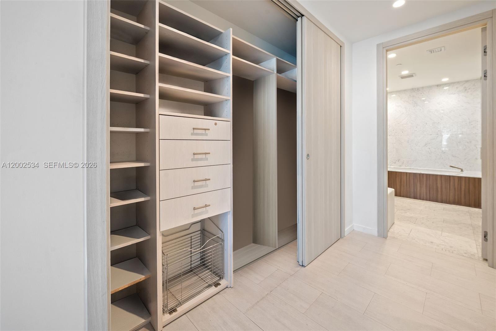 1000 Brickell Plz #PH5103 Miami, FL 33131