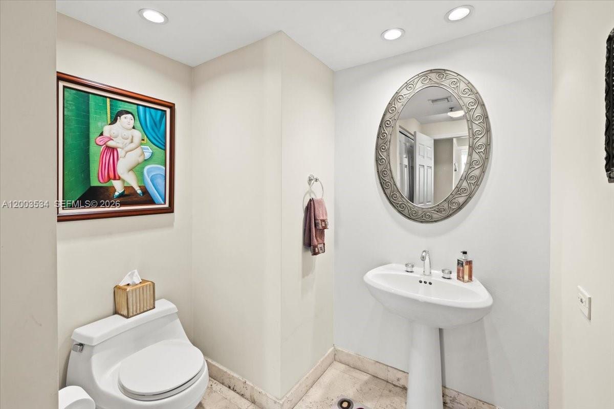 808 Brickell Key Dr #1205 Miami, FL 33131