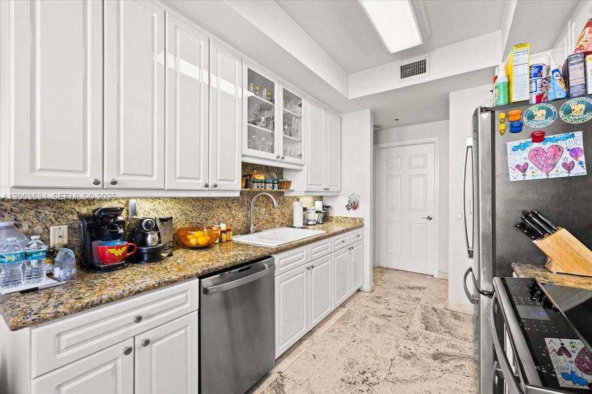 808 Brickell Key Dr #1205 Miami, FL 33131