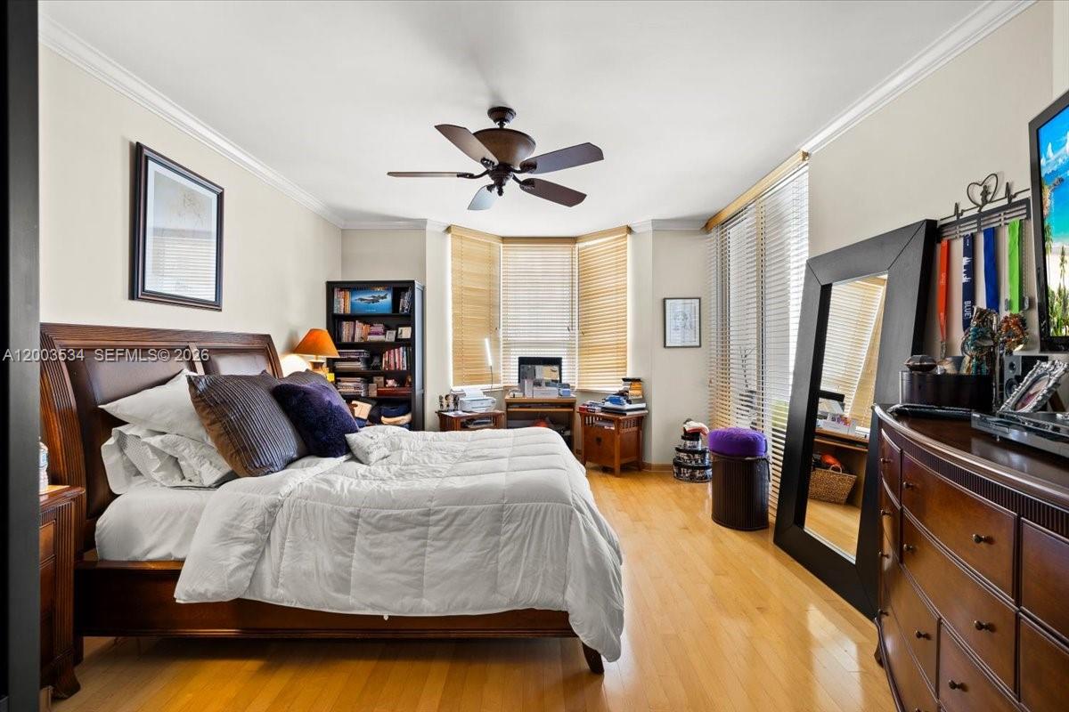 808 Brickell Key Dr #1205 Miami, FL 33131