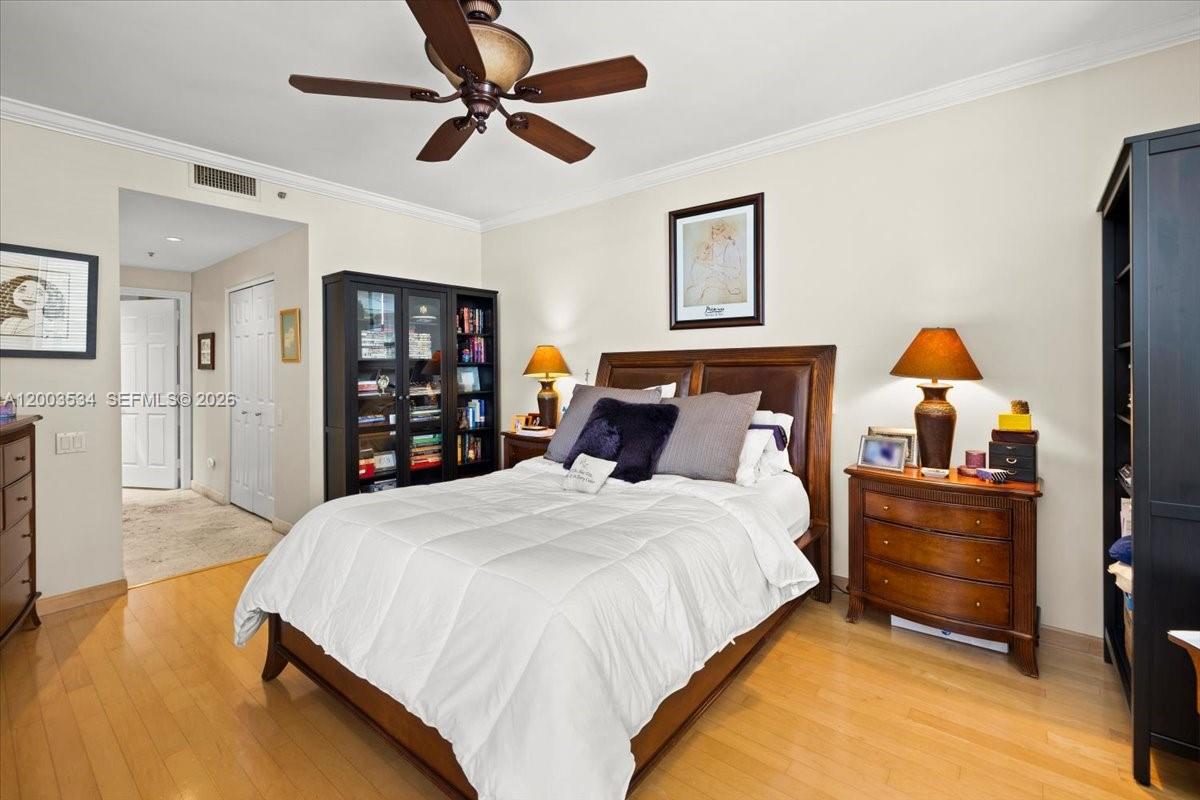 808 Brickell Key Dr #1205 Miami, FL 33131