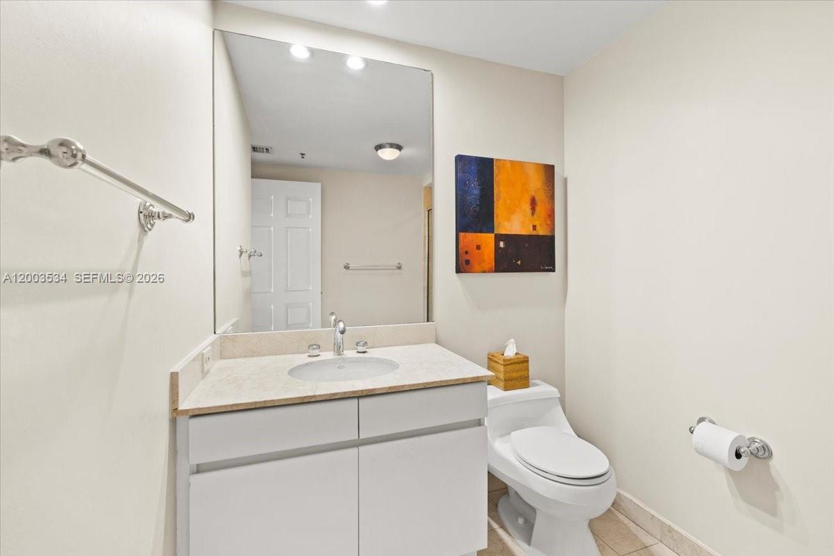 808 Brickell Key Dr #1205 Miami, FL 33131