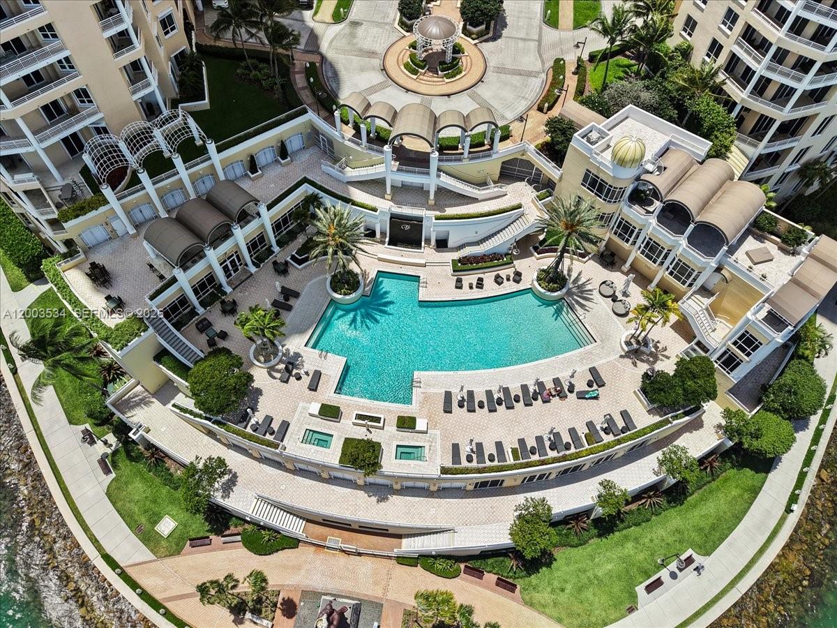 808 Brickell Key Dr #1205 Miami, FL 33131