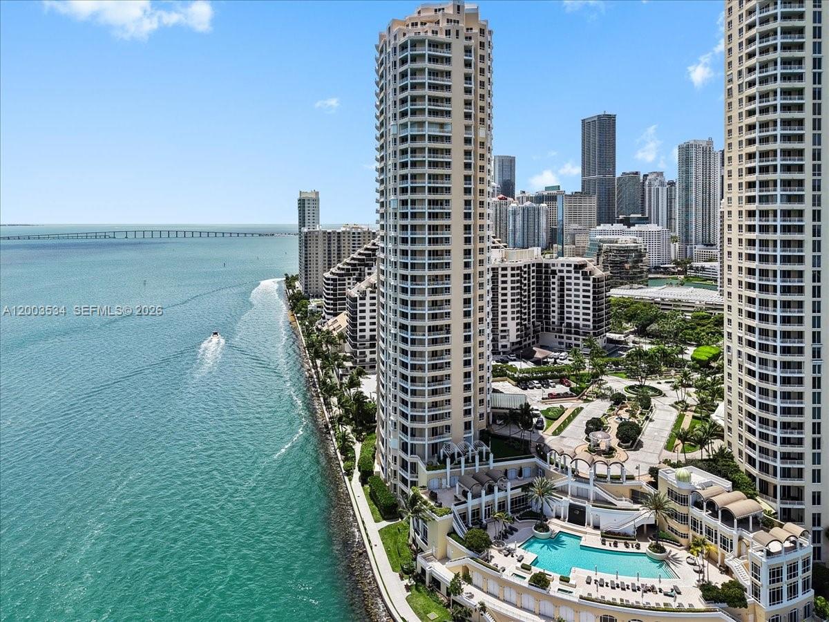 808 Brickell Key Dr #1205 Miami, FL 33131