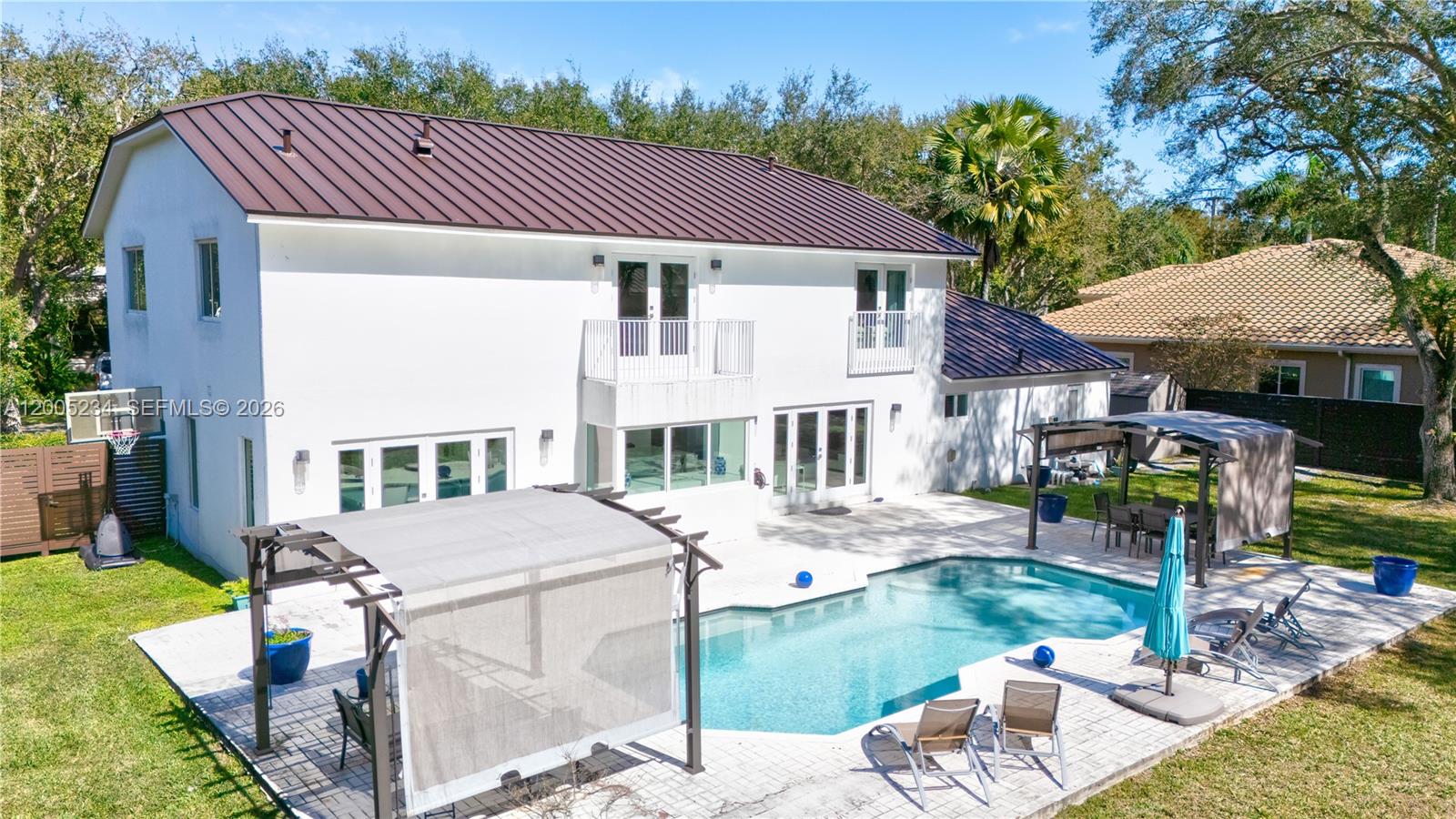 7330 SW 165th St Palmetto Bay, FL 33157