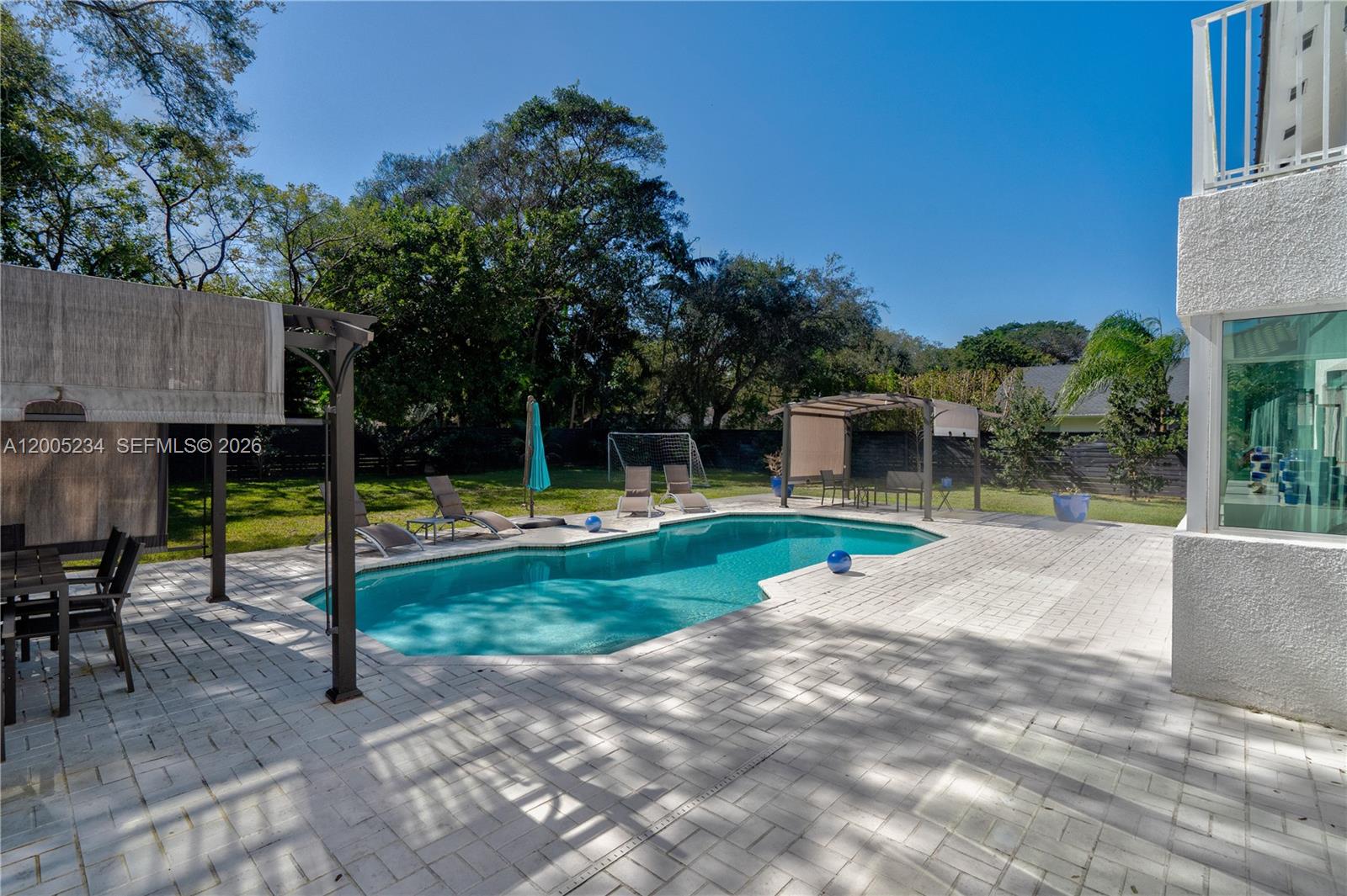 7330 SW 165th St Palmetto Bay, FL 33157