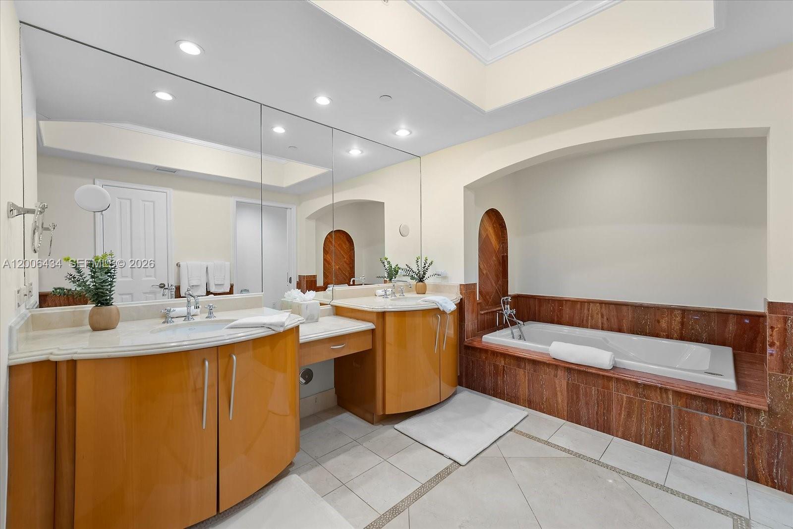 17875 Collins Ave #2702 Sunny Isles Beach, FL 33160