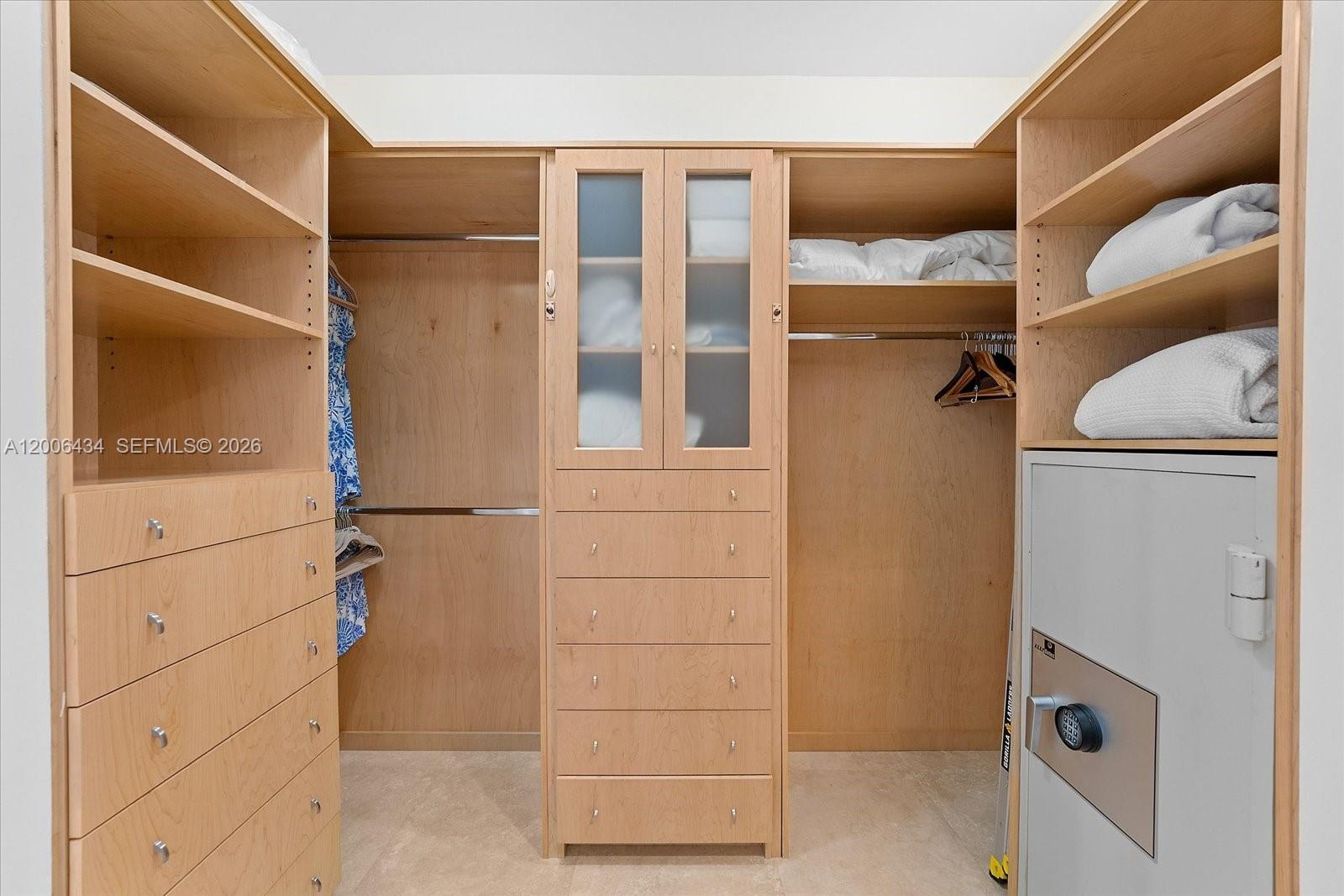 17875 Collins Ave #2702 Sunny Isles Beach, FL 33160