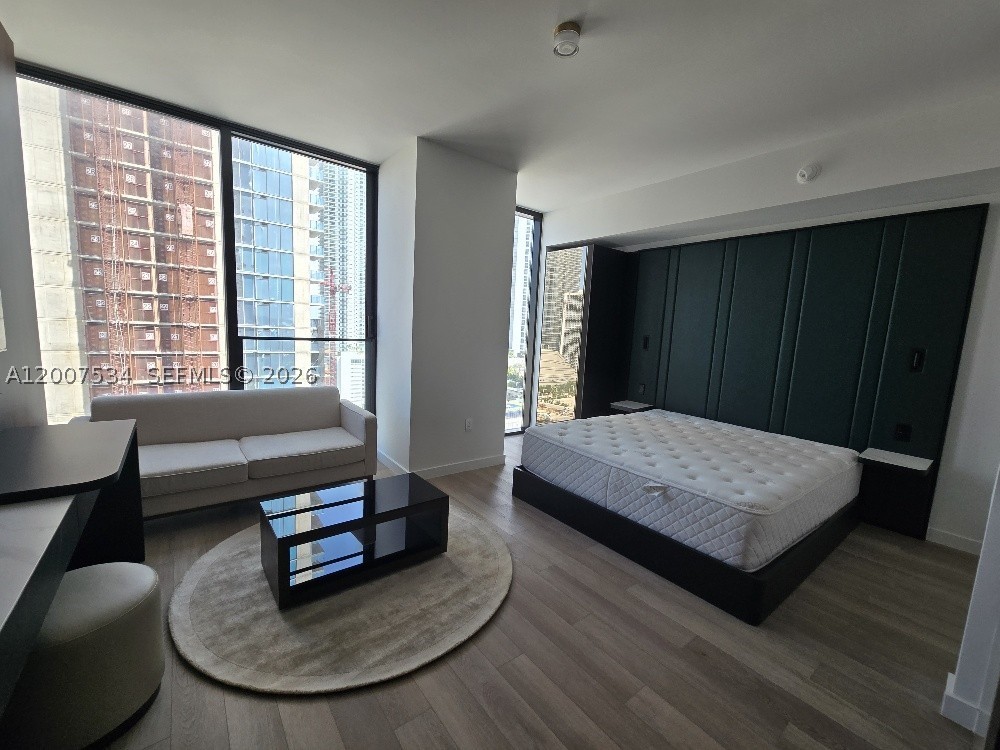 image E11EVEN Hotel & Residences19