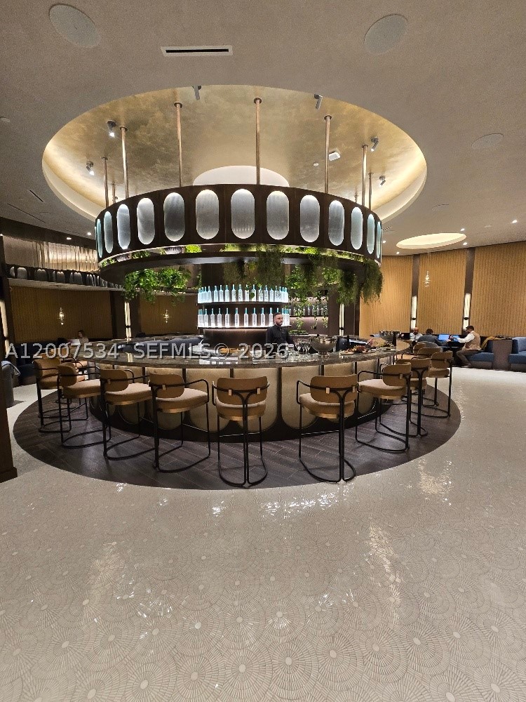 image E11EVEN Hotel & Residences28