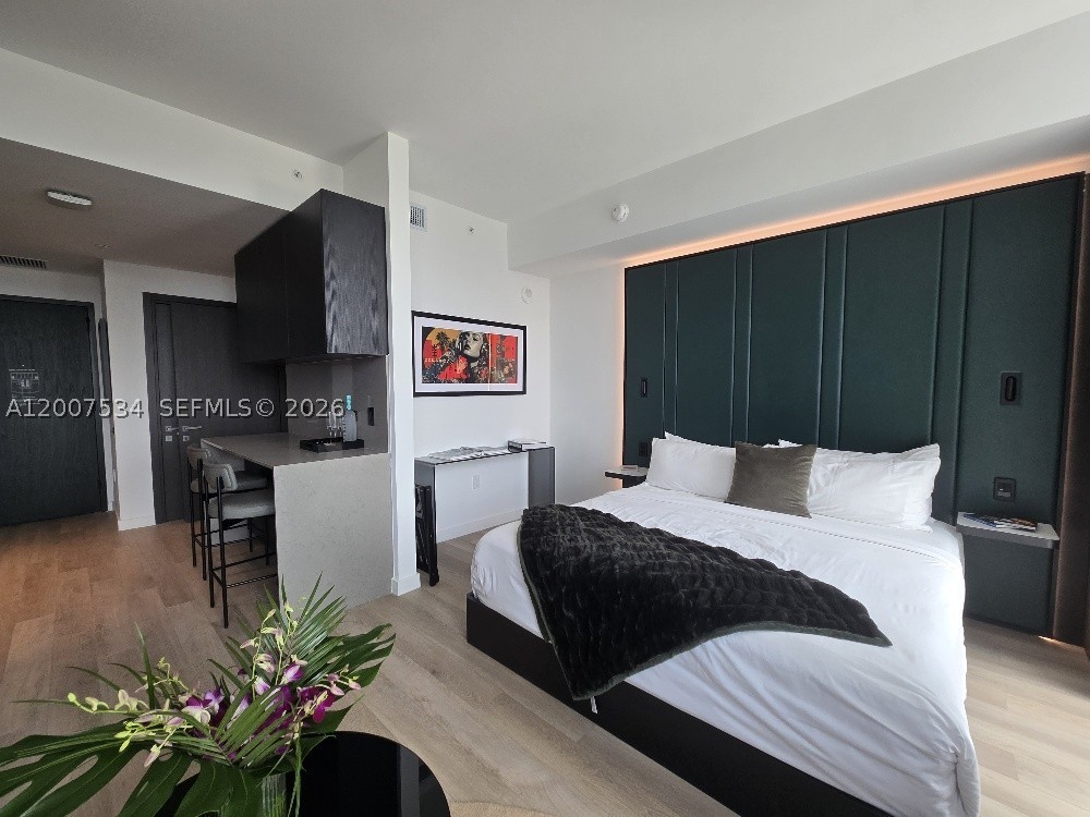 image E11EVEN Hotel & Residences6