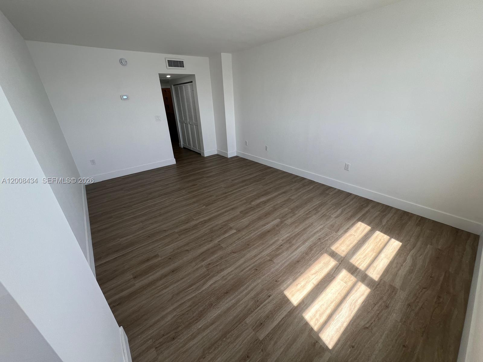 image Arlen House West19