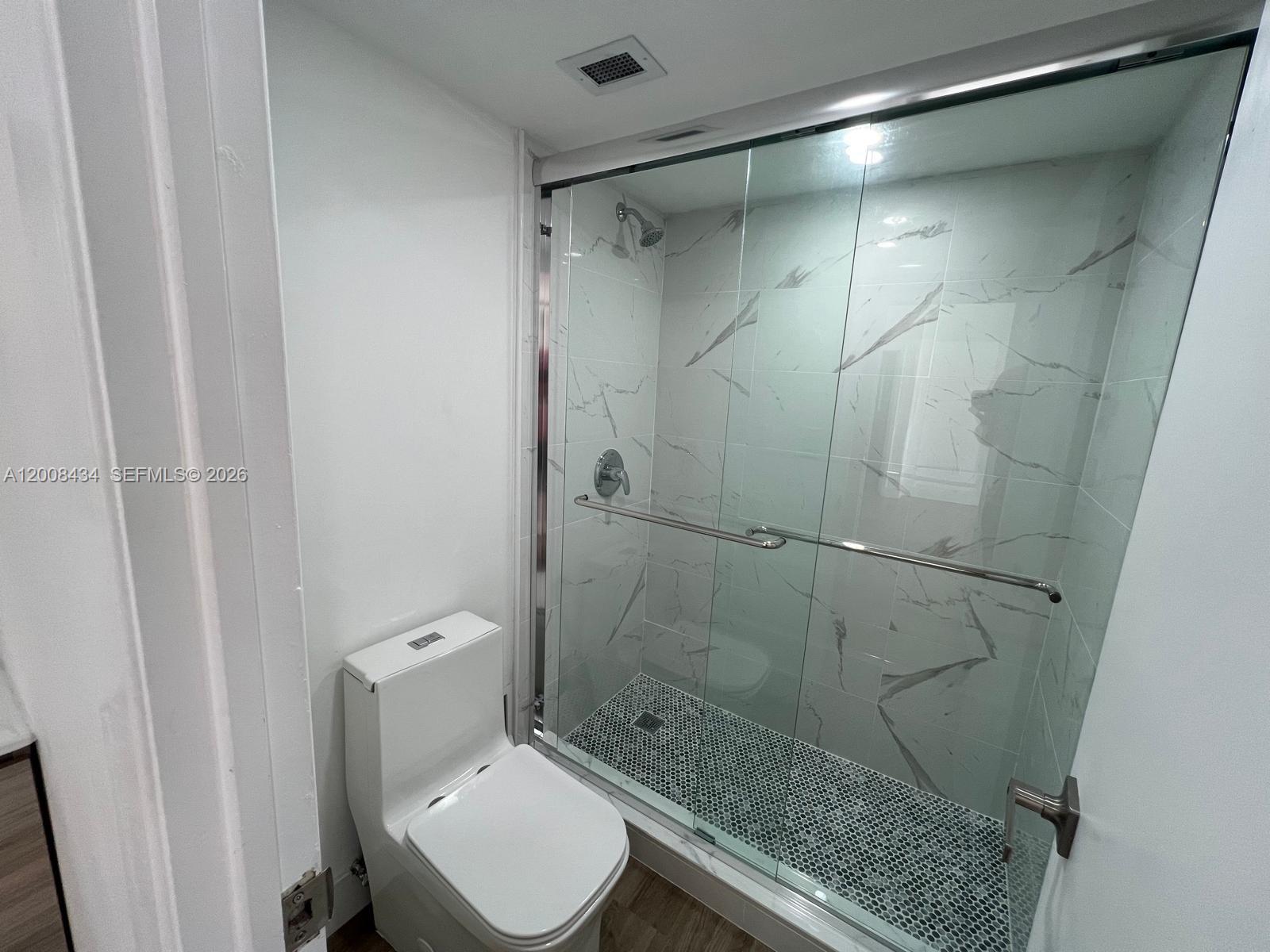 image Arlen House West44
