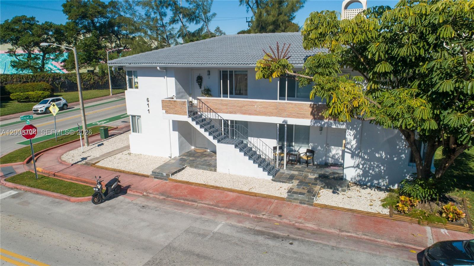 611 74th St Miami Beach, FL 33141