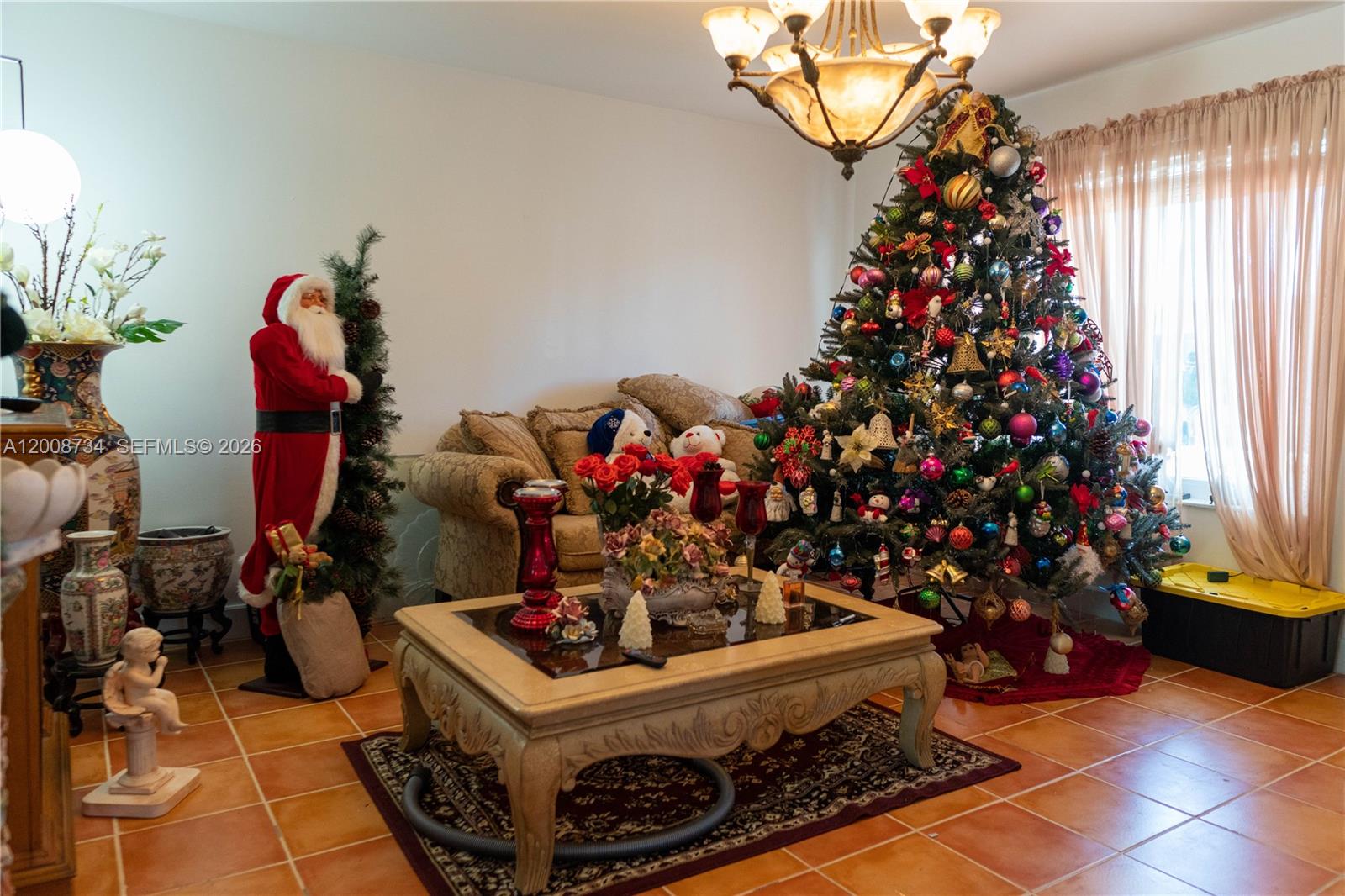 611 74th St Miami Beach, FL 33141