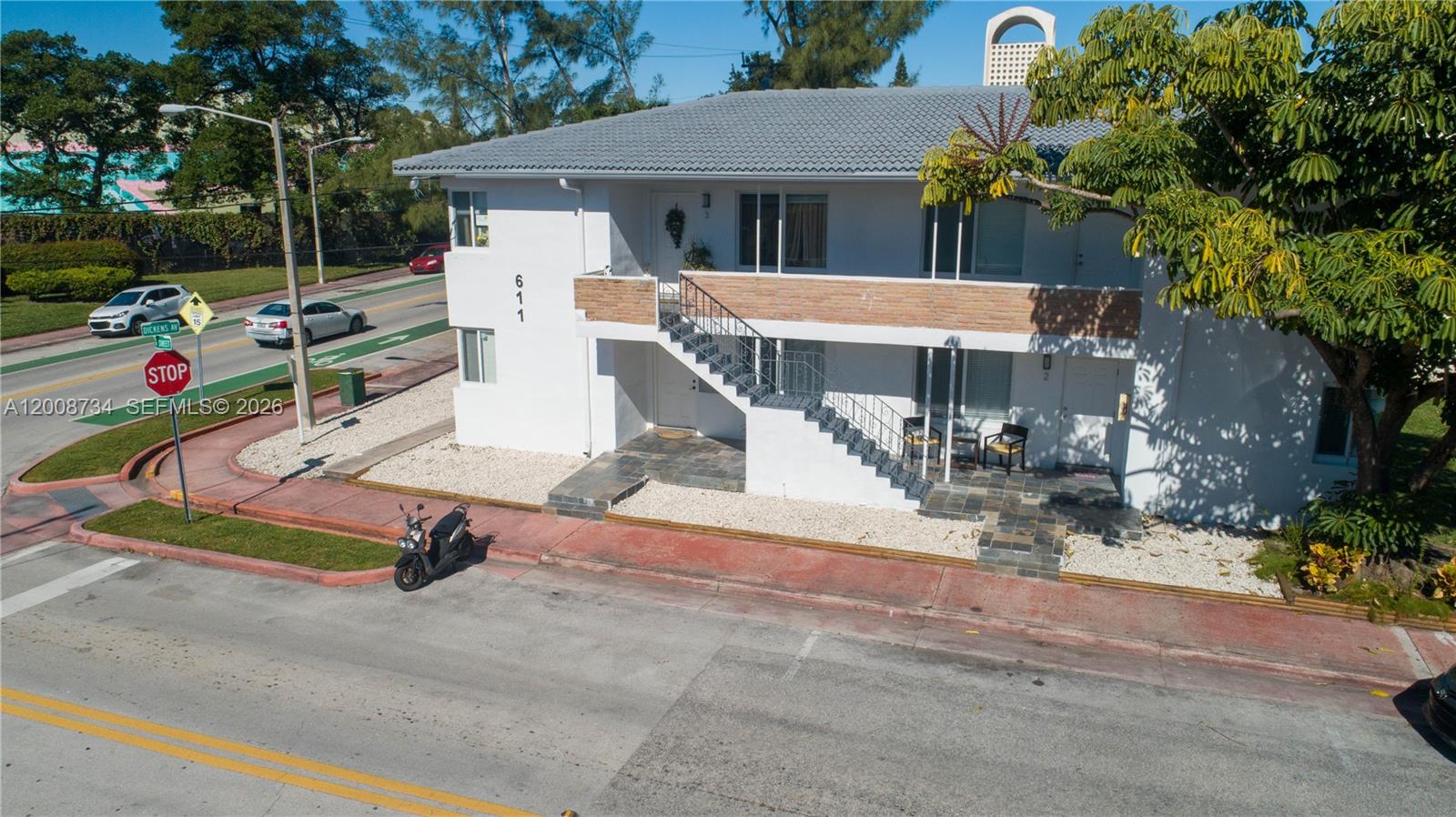 611 74th St Miami Beach, FL 33141