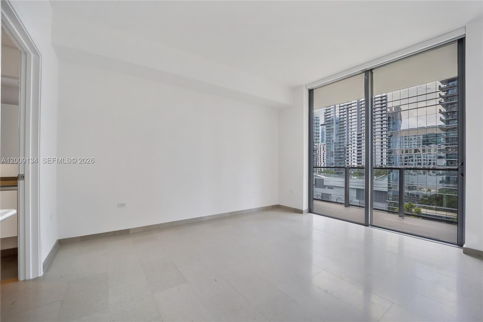 88 SW 7th St #1009 Miami, FL 33130
