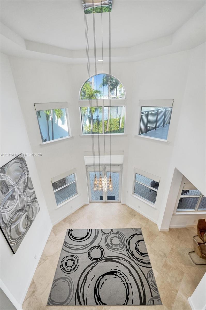 1575 Windjammer Way Hollywood, FL 33019